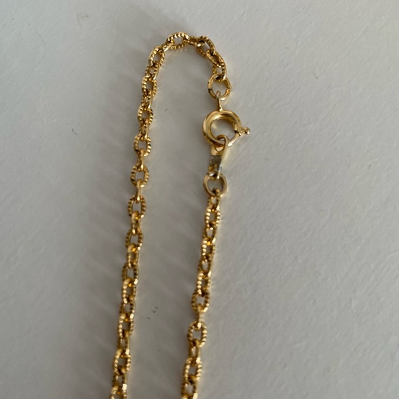 Vintage Cameo Necklace - Picture 3 of 8